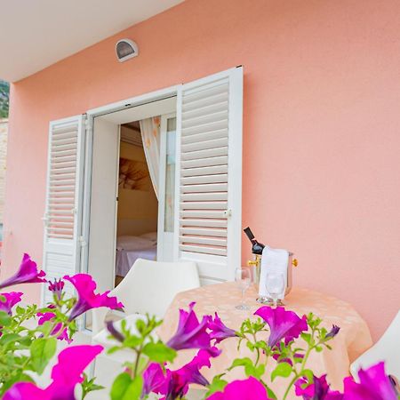 Baska Voda Apartments - Steps From The Beach, Free Parking, Central Location Exteriör bild