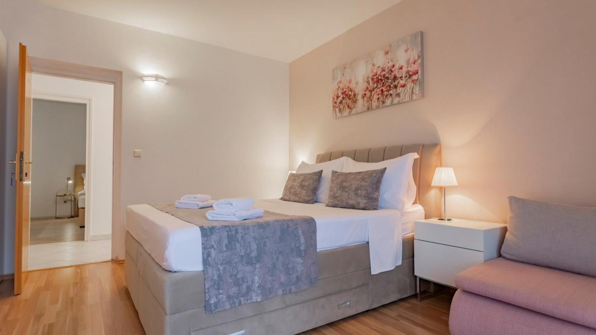 Baska Voda Apartments - Steps From The Beach, Free Parking, Central Location Exteriör bild